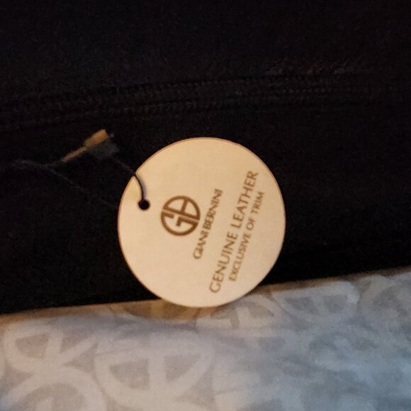 Giani Bernini "Catrinaa" Leather Black Boots. NIB. Size 6 Wide Calf. - Picture 6 of 12